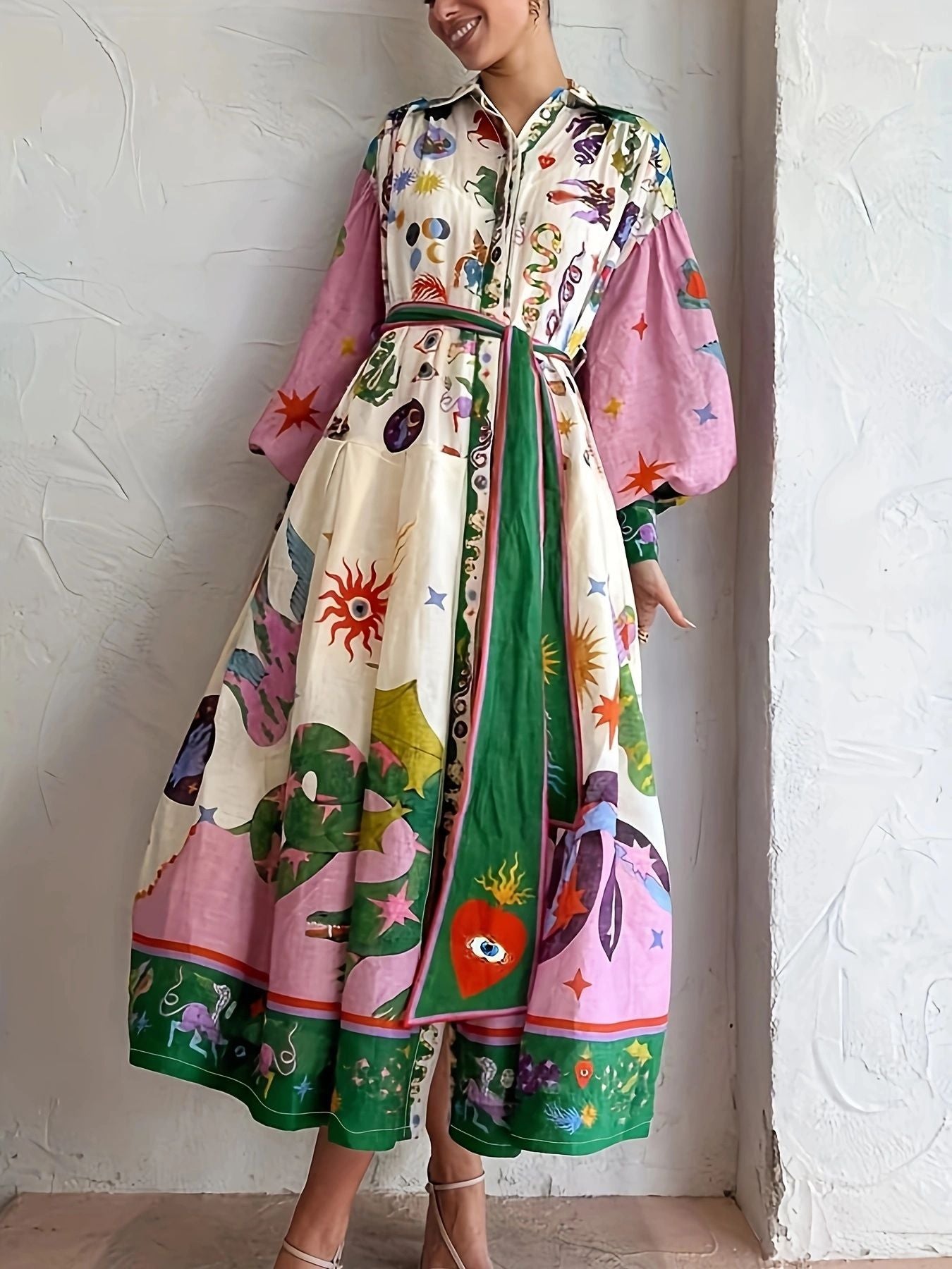 Modebedrucktes Langarmkleid