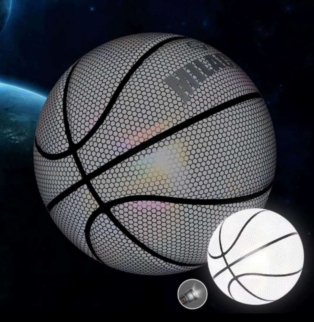 Basketball der im Dunkeln leuchtet