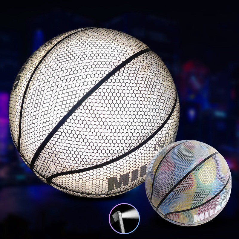 Basketball der im Dunkeln leuchtet
