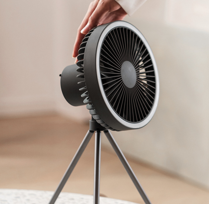 Grill Tragbarer USB-wiederaufladbarer Campingventilator mit Licht