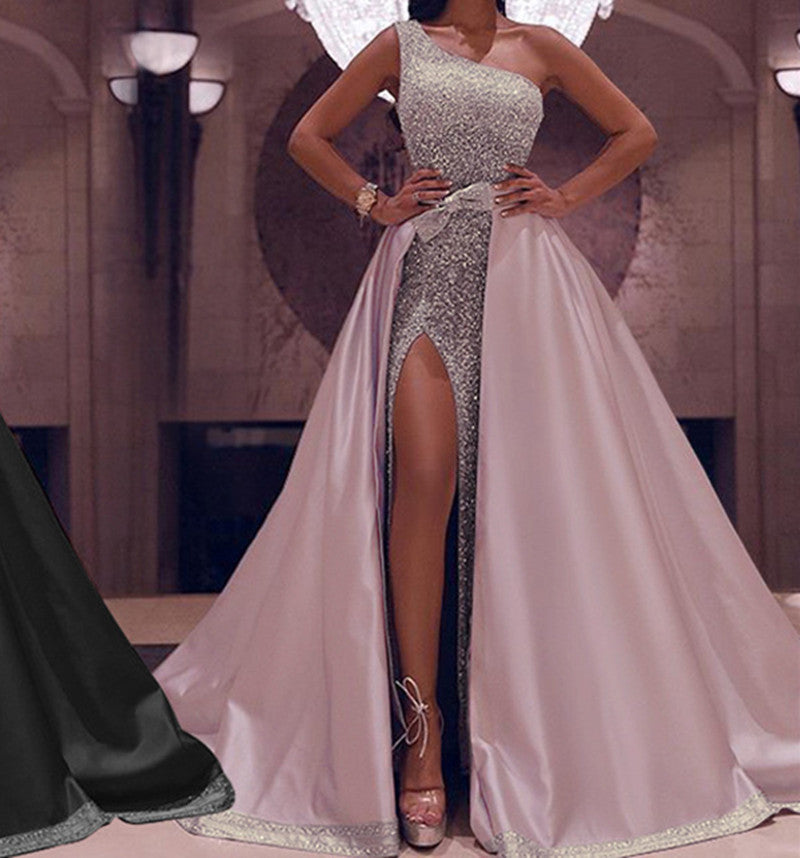 Ein-Schulter-Mopp-Abendkleid