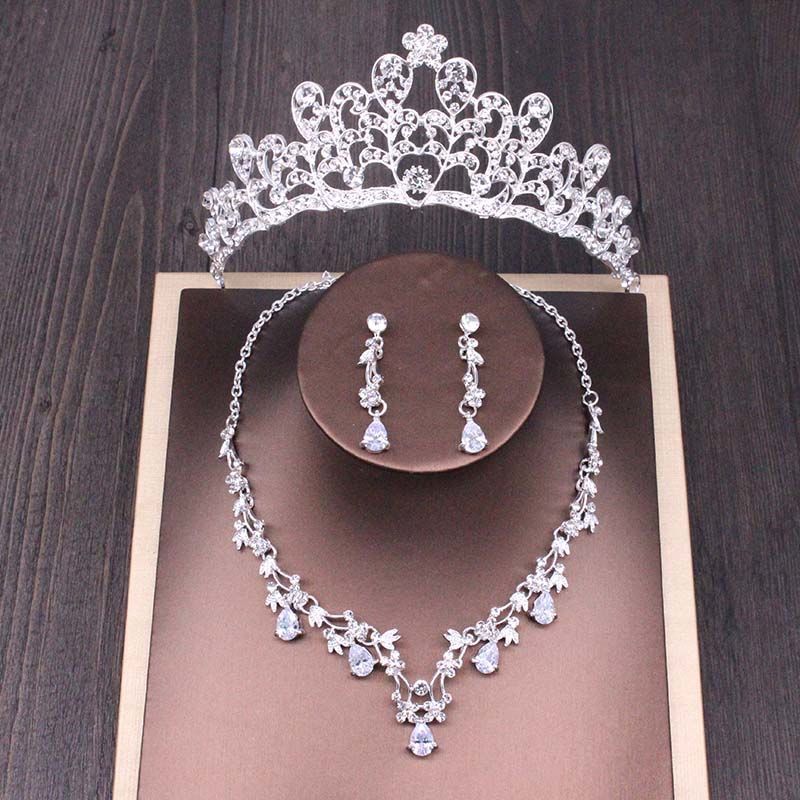 Brautschmuck-Set mit Strass-Krone und Halskette
