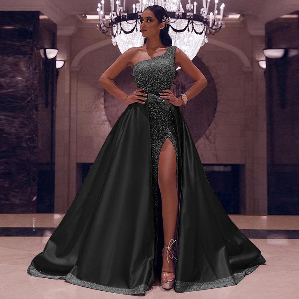 Ein-Schulter-Mopp-Abendkleid