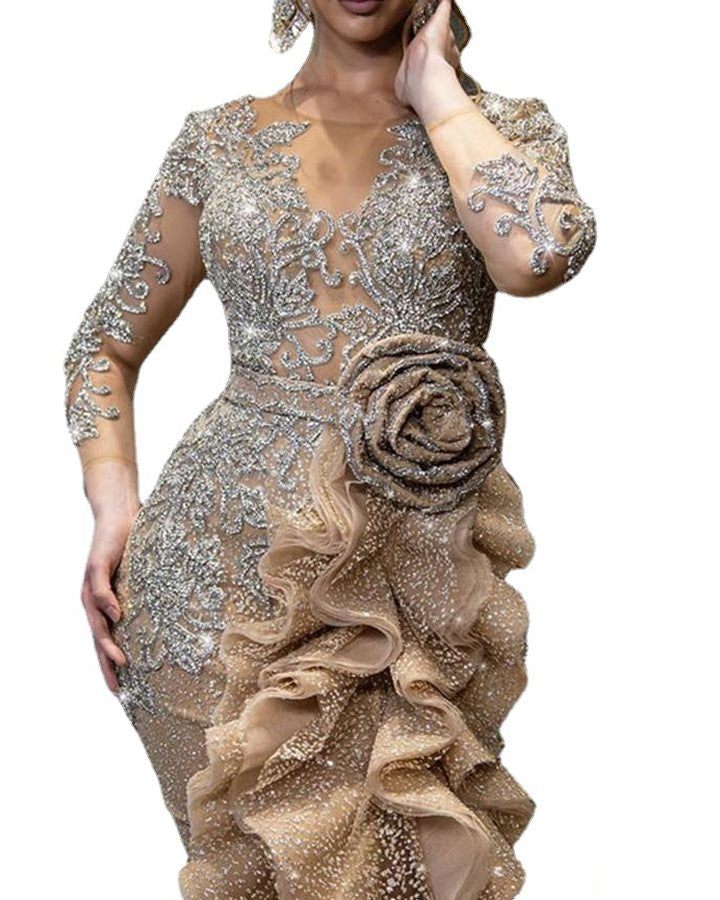 Goldstaub-Partykleid mit Schleppe