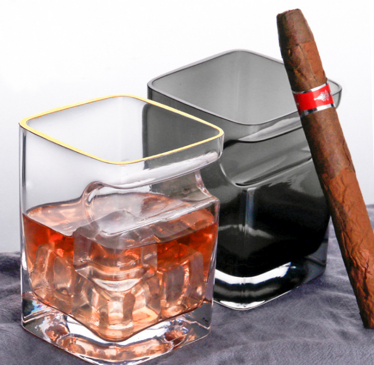 Das kreative Whisky-Zigarrenglas