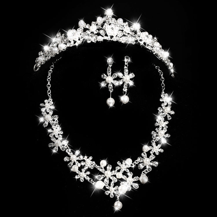 Hochzeit  Kristallblumenhalskette  Diamantohrringe  Windkrone