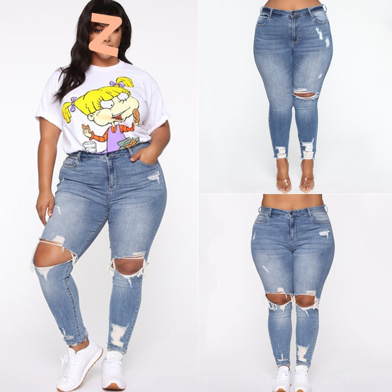 Zerrissene Damenjeans in Übergröße