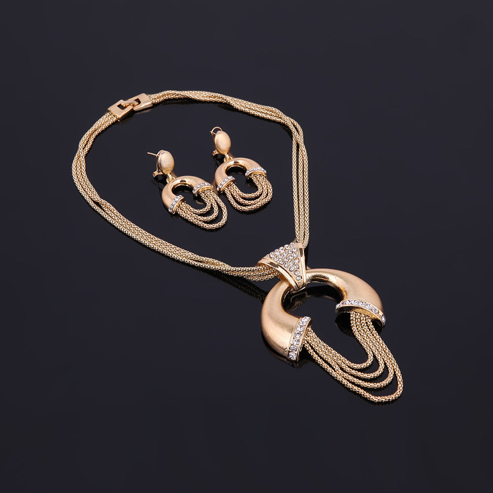 Vierteilige Schmuck-Set aus galvanisiertem Metall