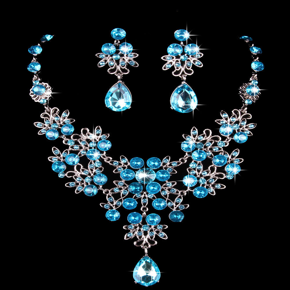 Elegante Schmetterling Halskette Ohrring Set