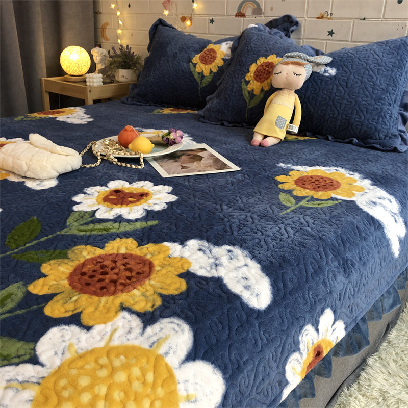 Warmer Sonnenblumenmilch-Stapel-Bettbezug-Dreiteiliges Set