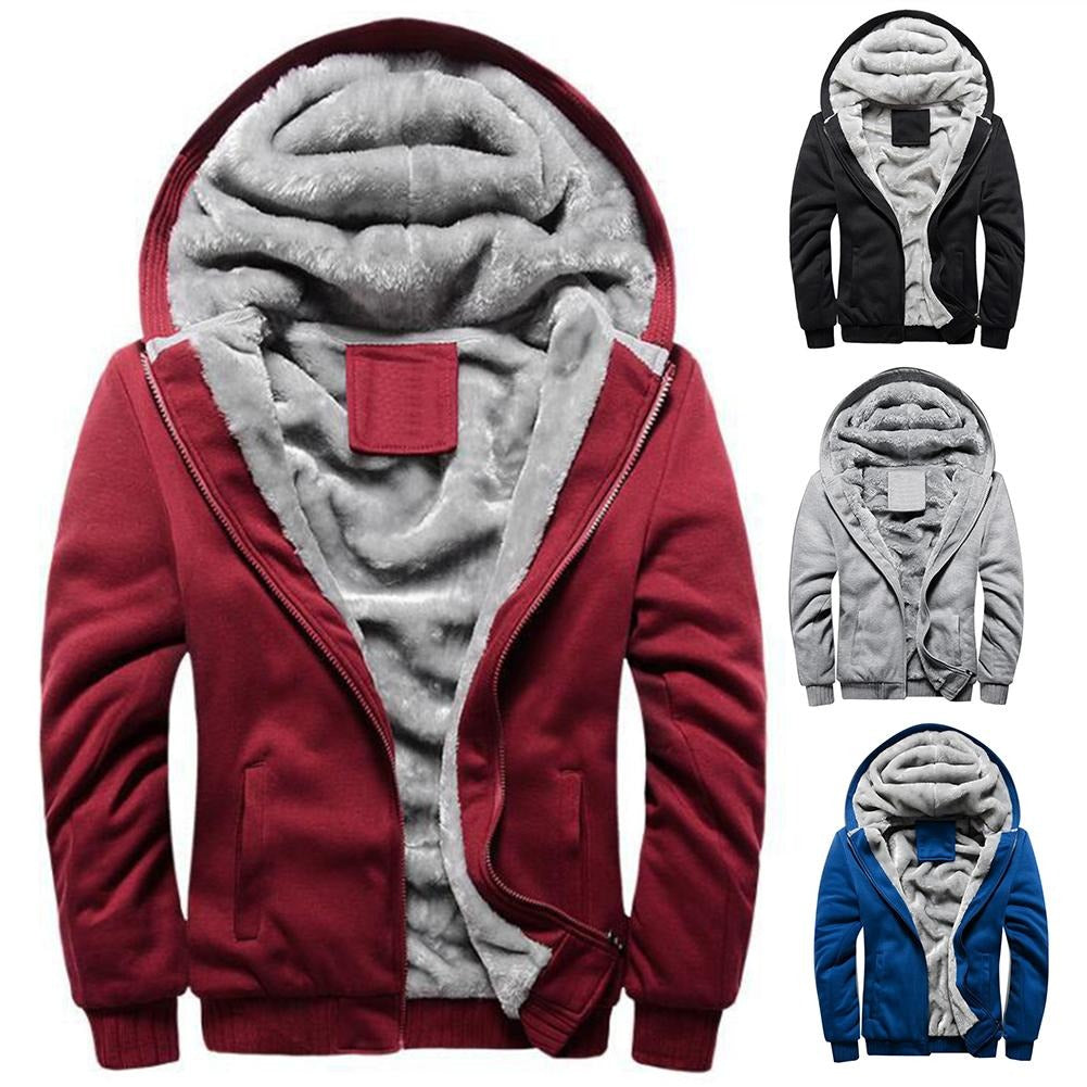 Dicker und warme Übergangs Strick Jacke mit Kapuze.