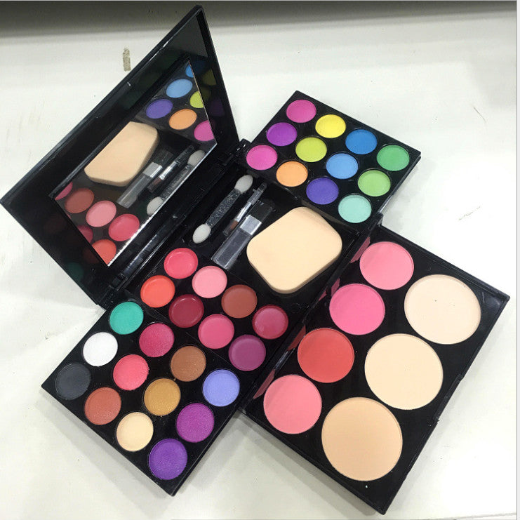 Make-up-Box mit Make-up-Set