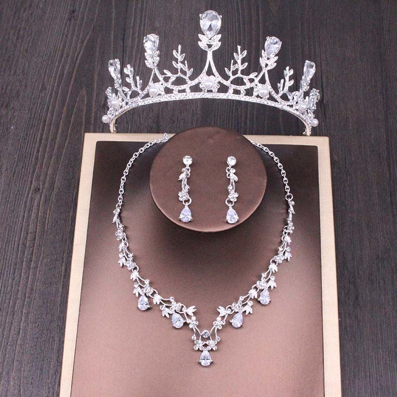 Brautschmuck-Set mit Strass-Krone und Halskette