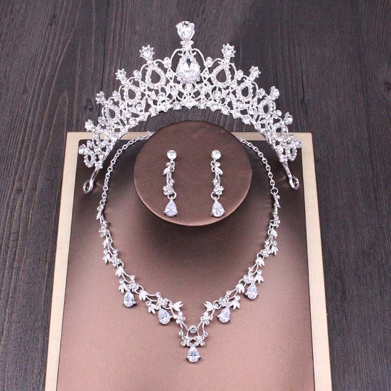 Brautschmuck-Set mit Strass-Krone und Halskette