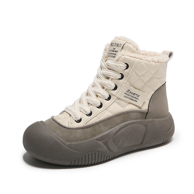 Gefütterte  Damenschuhe mit erhöhter Absatzhöhe