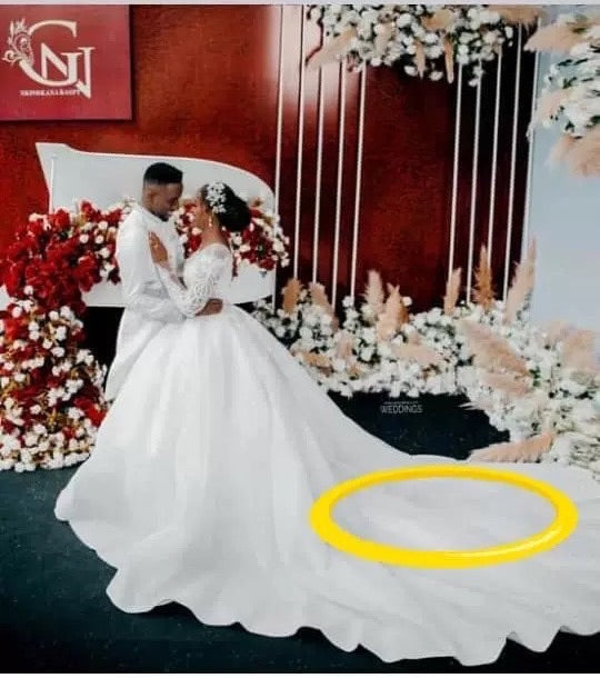 Hochzeitskleid mit langen Ärmeln, Brautkleid