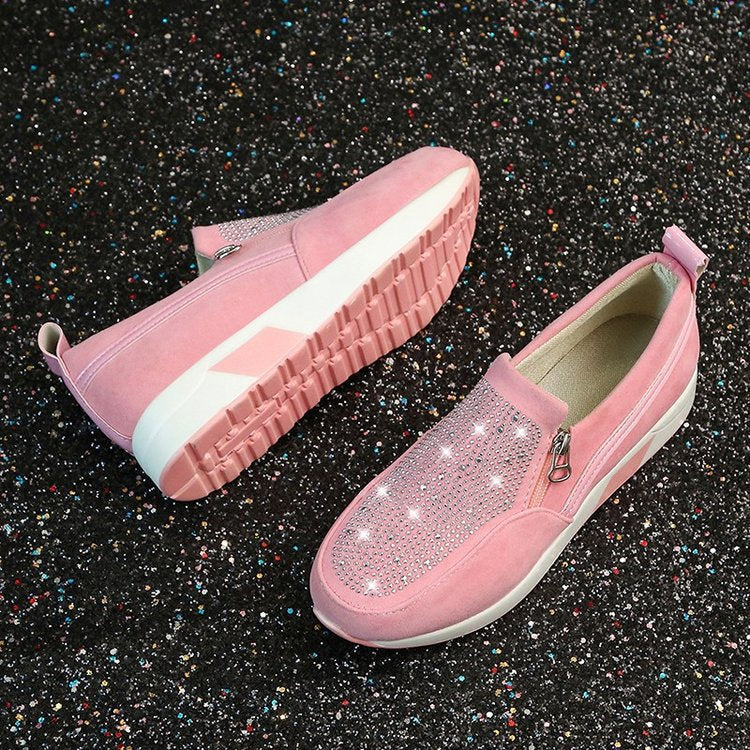 Schuhe mit dicke Sohle und seitlicher Reißverschluss
